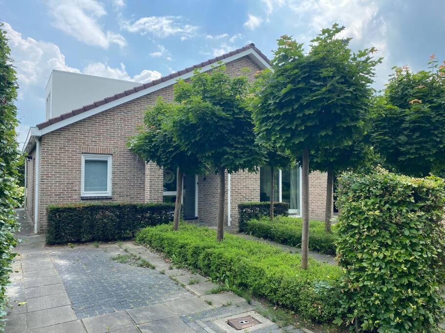 Big Family Villa 12P Big Garden With Bathtub And Jacuzzi Zeewolde Luaran gambar